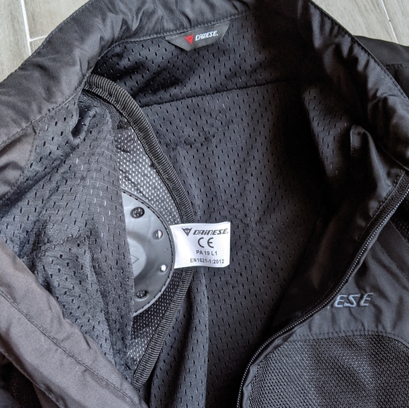 DAINESE Motorcycle Jacket - Picture 3 of 4